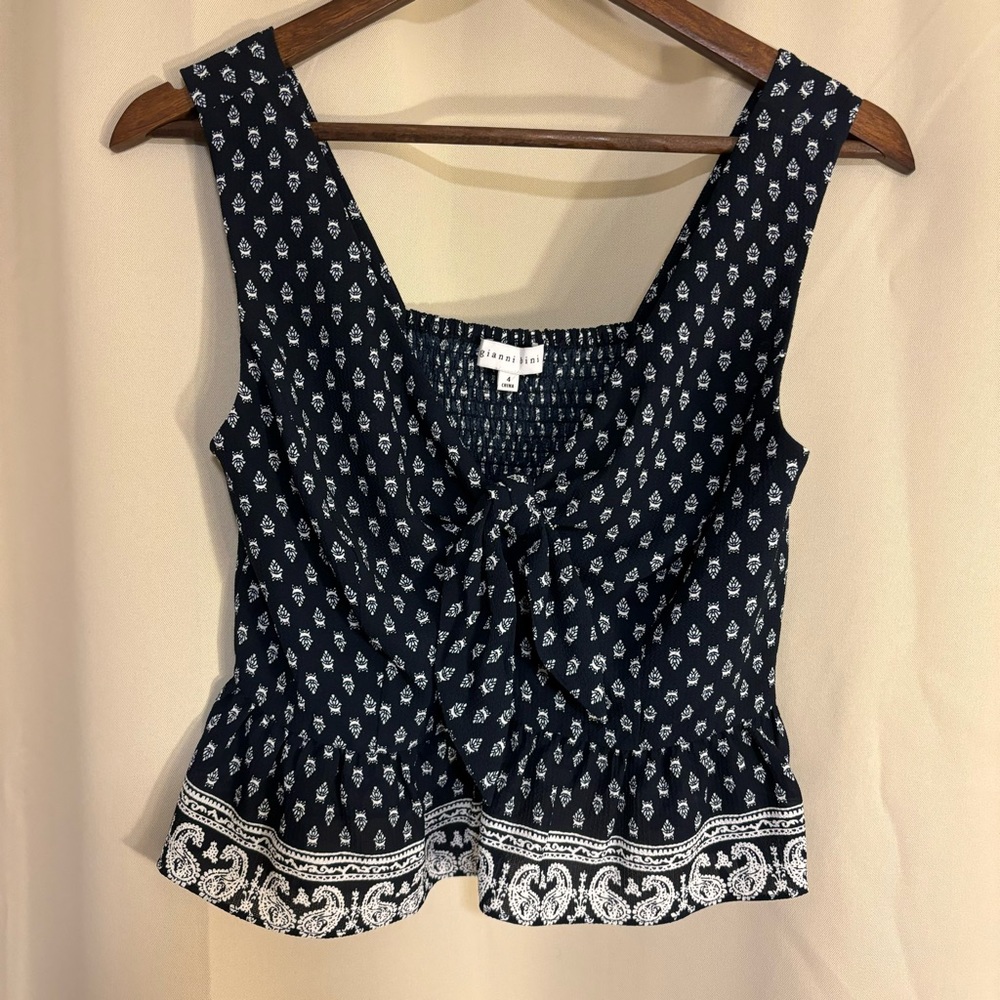 Gianni Bini Ulla Paisley Patterned Crop Top
